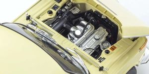 KYO08543ML 1/18 Scale BMW 2002 Tii Beige Model Diecast Car