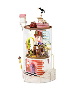 ROEDS003 Mysterious World; Secluded Neighbor