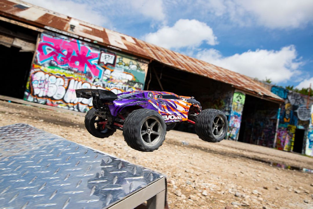 TRA71076-8PURPLE Traxxas 1/16 E-Revo VXL 4x4 RTR - Purple