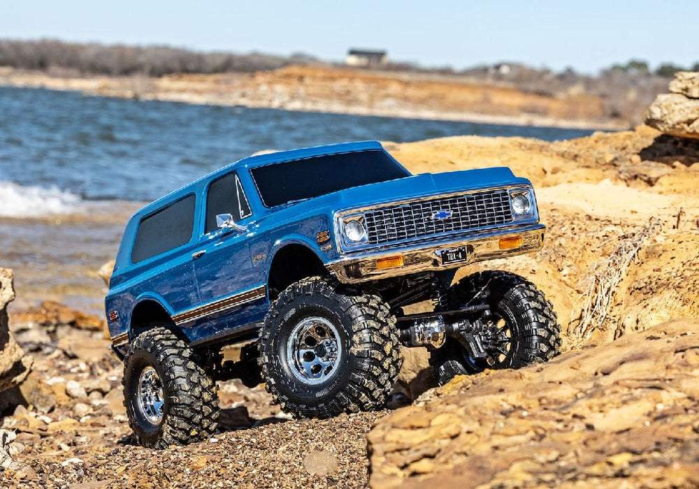TRA92086-4BLUE Traxxas TRX-4 1972 K5 Blazer High Trail - Blue *YOU will need this part # TRA2992 to run this truck