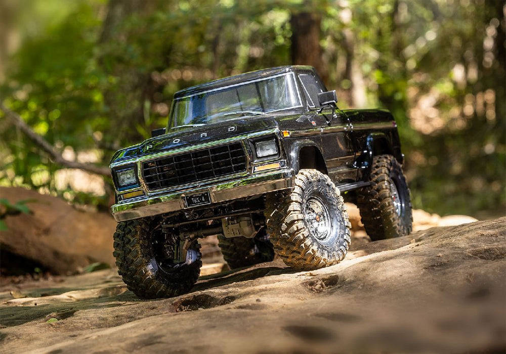 TRA92144-4BLACK Traxxas 1/10 TRX-4 1979 Ford F-150 Truck 4WD RTR - Black