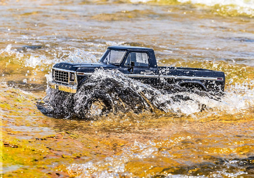 TRA92144-4BLACK Traxxas 1/10 TRX-4 1979 Ford F-150 Truck 4WD RTR - Black