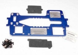 TRA4922X Chassis, 7075-T6 billet machined aluminum (4mm) (blue)/hardware