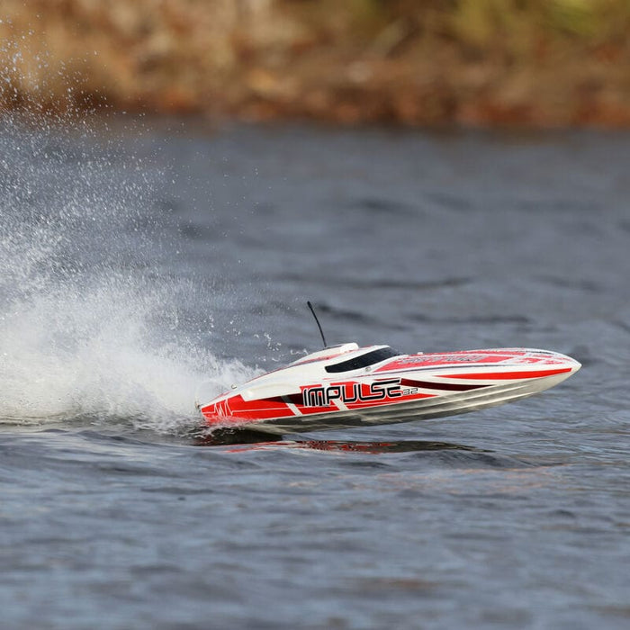 PRB08037T2 Impulse 32" Brushless Deep-V RTR with Smart, White/Red ***YOU will need this part #SPMX50003S100H5(two 3s lipo)and #SPMXC2000   to run this Boat