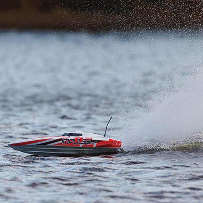 PRB08037T2 Impulse 32" Brushless Deep-V RTR with Smart, White/Red ***YOU will need this part #SPMX50003S100H5(two 3s lipo)and #SPMXC2000   to run this Boat