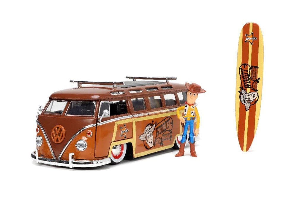 JAD33176 Jada 1/24 "Hollywood Rides" Disney 1962 VW Bus with Woody
