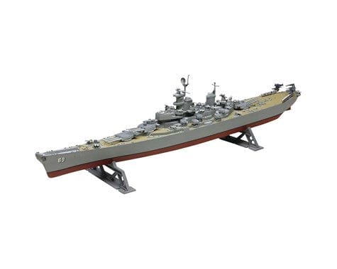 RMX850301 1/535 USS Missouri Battleship