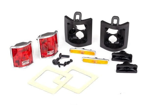 TRA8135 Traxxas Tail lights, left & right (assembled)/ tail light retain